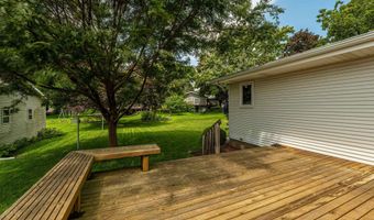 518 Topaz Ln, Madison, WI 53714