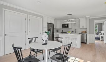 0 Greenwich Blvd 203, East Greenwich, RI 02818