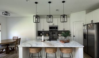 5661 Wooded Vly, Flowery Branch, GA 30542