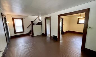 203 E York St, Akron, OH 44310