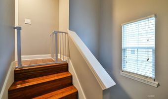 18 Westfield Pl, Athens, OH 45701