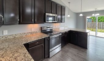 930 Penstock Ct, Avon, IN 46123