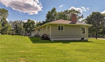 1007 Ruby St NW, Alexandria, MN 56308