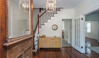 27 Mann Ave, Newport, RI 02840