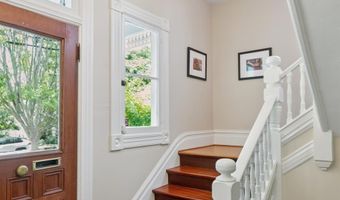 539 Benton St, Santa Rosa, CA 95404
