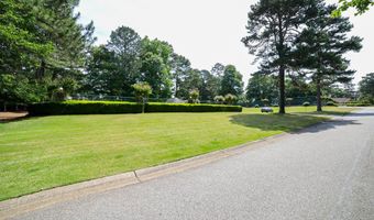 184 Hillsborough Dr, Athens, GA 30606