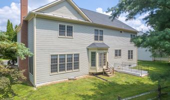 10604 MAPLECREST Ln, Potomac, MD 20854