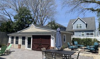 225 Pearl St, Beach Haven, NJ 08008