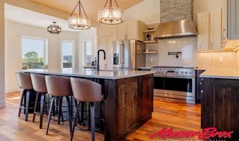 31 Iron Creek Dr, Cody, WY 82414