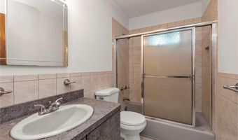 65 Grant Ave, Albertson, NY 11507