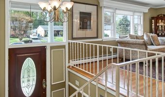 7052 WARDELL St, Annandale, VA 22003