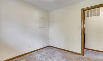 6403 TONE Dr, Bethesda, MD 20817