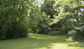 320 N Fourth St, Albion, IL 62806