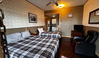 240 N State Road 35, Alma, WI 54610