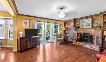 307 Blue Ridge Place Ct, Ballwin, MO 63011