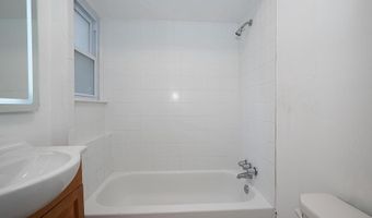 168 KALOS St, Philadelphia, PA 19128