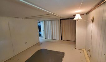 9 Wood St, Bangor, ME 04401