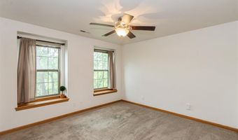 1080 Rachael St 304, North Liberty, IA 52317