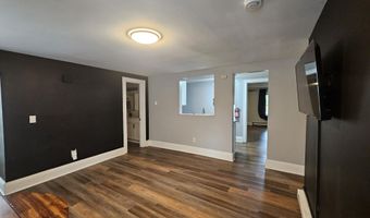 15 Ten Broeck St Garden, Albany, NY 12210