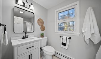 4 Forest Rd, Atkinson, NH 03811