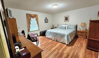 1731 Halltown Rd, Autryville, NC 28318