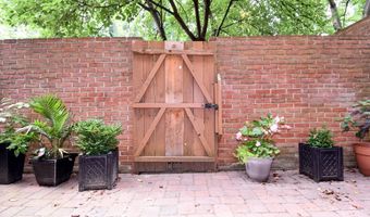 5153 WESTBARD Ave 15, Bethesda, MD 20816