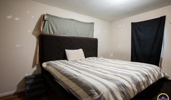 151 W 4th St, Auburn, KS 66402