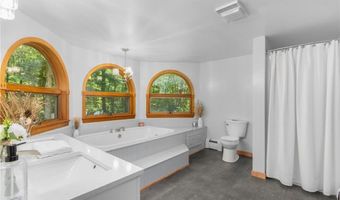 230 Austin Farm Rd, Exeter, RI 02822