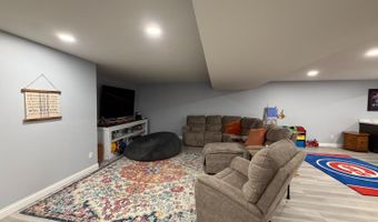 102 Shale Ct, Batesville, IN 47006