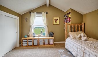 9293 BROADACRES Rd NE, Aurora, OR 97002