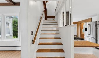345 W Auburn Rd, Auburn, ME 04210