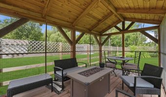 23016 W Lakeview Ave, Antioch, IL 60002