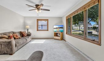 1724 SCHAEFER Cir, Appleton, WI 54915
