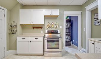 824 Danforth St, Alton, IL 62002