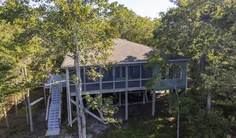 452 Indian Bluff Dr, Arapahoe, NC 28510