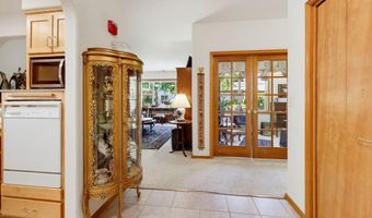 965 Golden Aspen Pl, Ashland, OR 97520