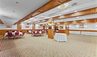 383 Metacom Ave, Bristol, RI 02809