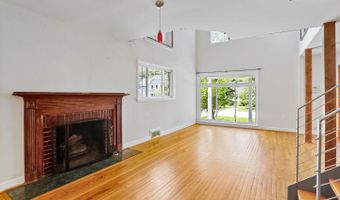 9819 PARKWOOD Dr, Bethesda, MD 20814