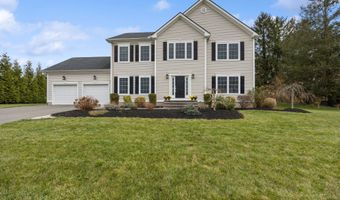 48 Willow St, Cheshire, CT 06410