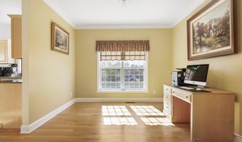 16 Summit Rd, Bedford, NH 03110