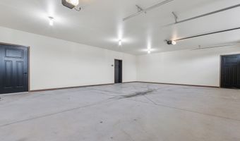 1716 N 18th St, Aberdeen, SD 57401