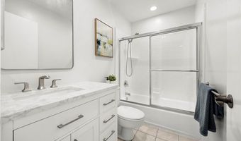 6923 E Shorecrest Dr, Anaheim, CA 92807