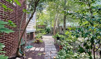 3925 CANTERBURY Rd, Baltimore, MD 21218