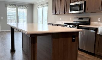 3287 Lakeland Dr, Arcadia, MI 49613