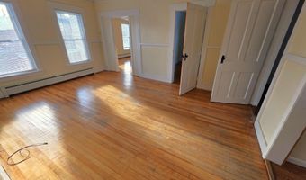 31 Granite St, Barre, VT 05641