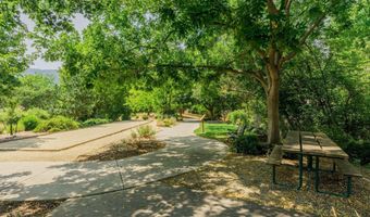 846 Stony Pt, Ashland, OR 97520