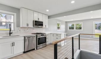 1831 DREW St, Annapolis, MD 21401