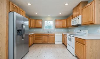 114 MEADOW GREEN Ct, Amherst, VA 24521