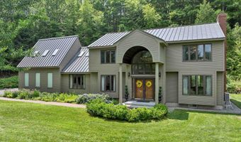 8 W Gate Dr, Bow, NH 03304