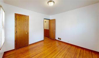 1223 James Ave, Albert Lea, MN 56007